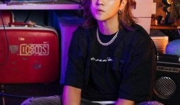 最新娱乐博主爆料视频,揭秘明星幕后故事